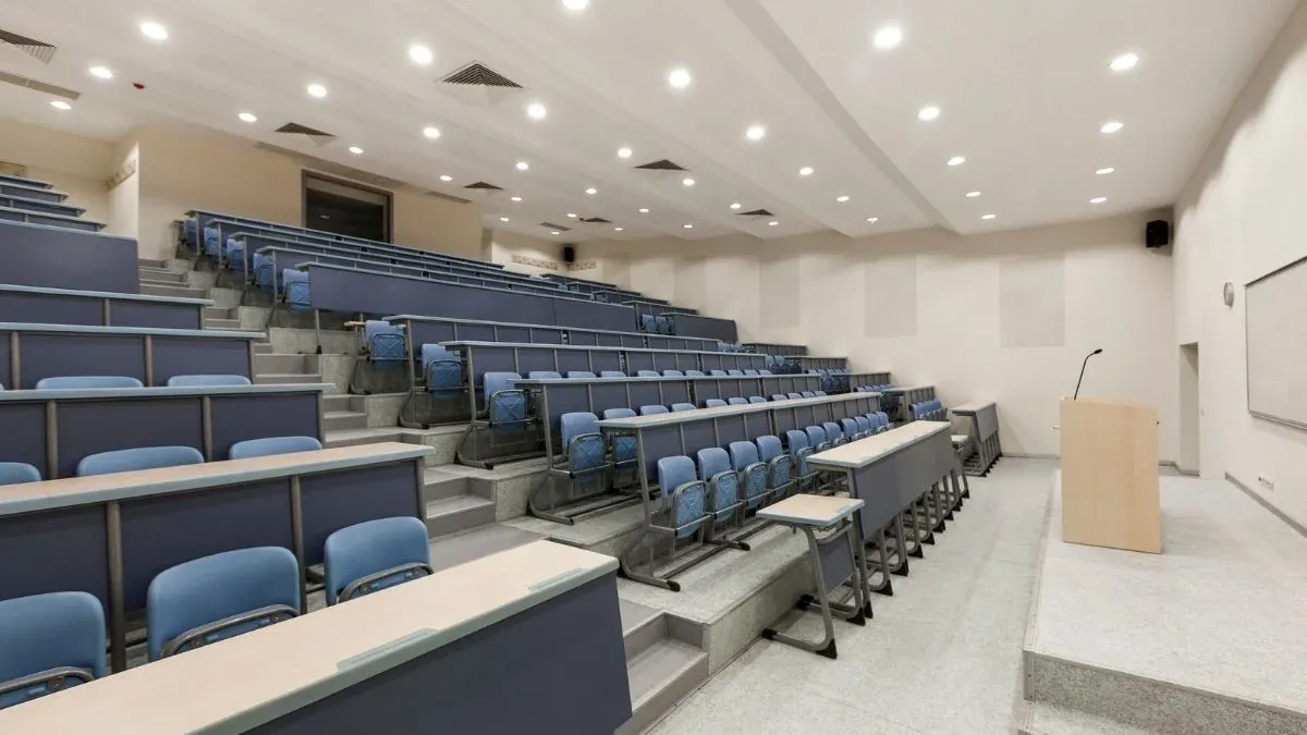 500+ hình ảnh lớp học tuyệt đẹp cho nền máy tính & minh hoạ